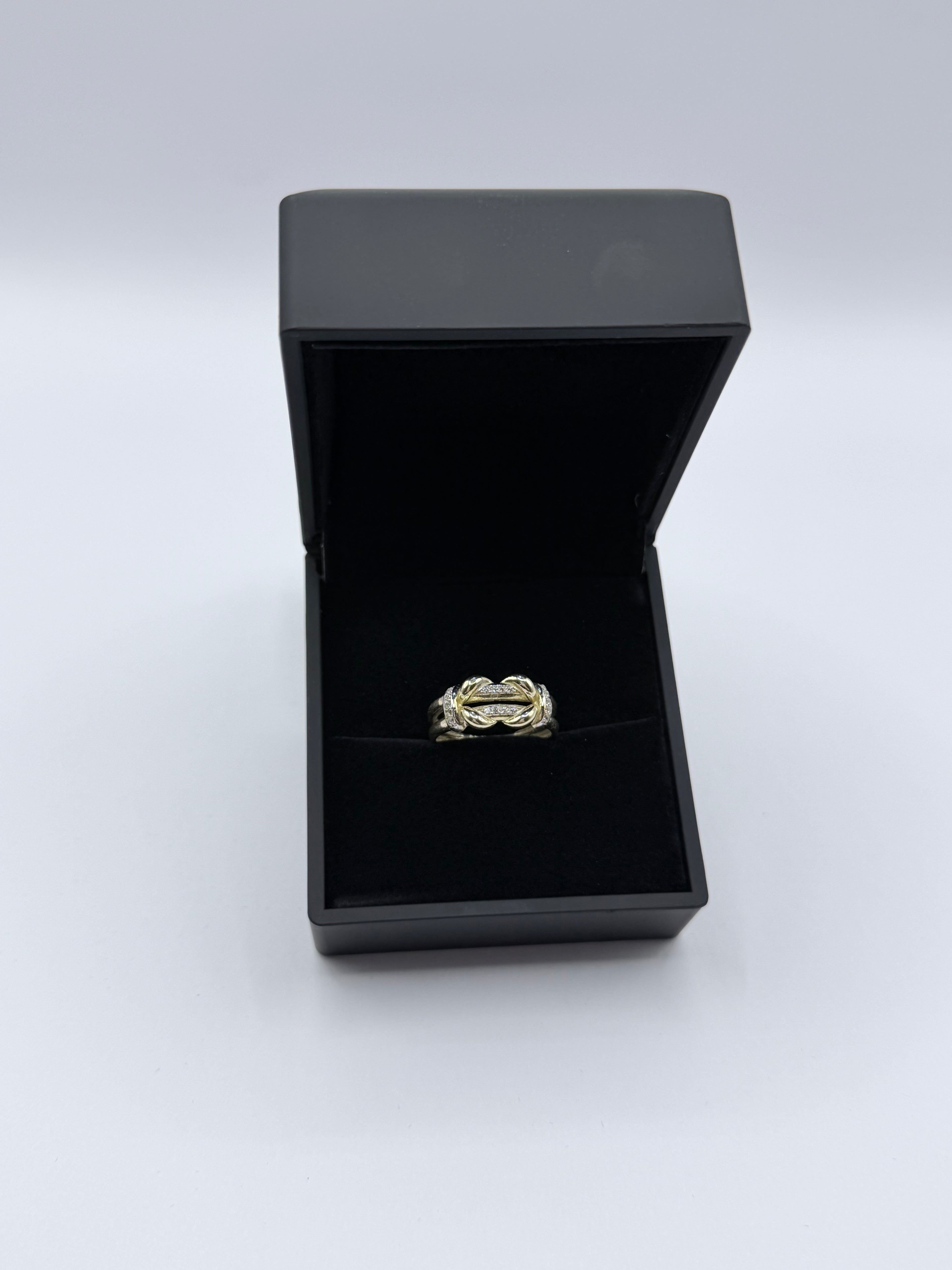 Knot Ring With Stones