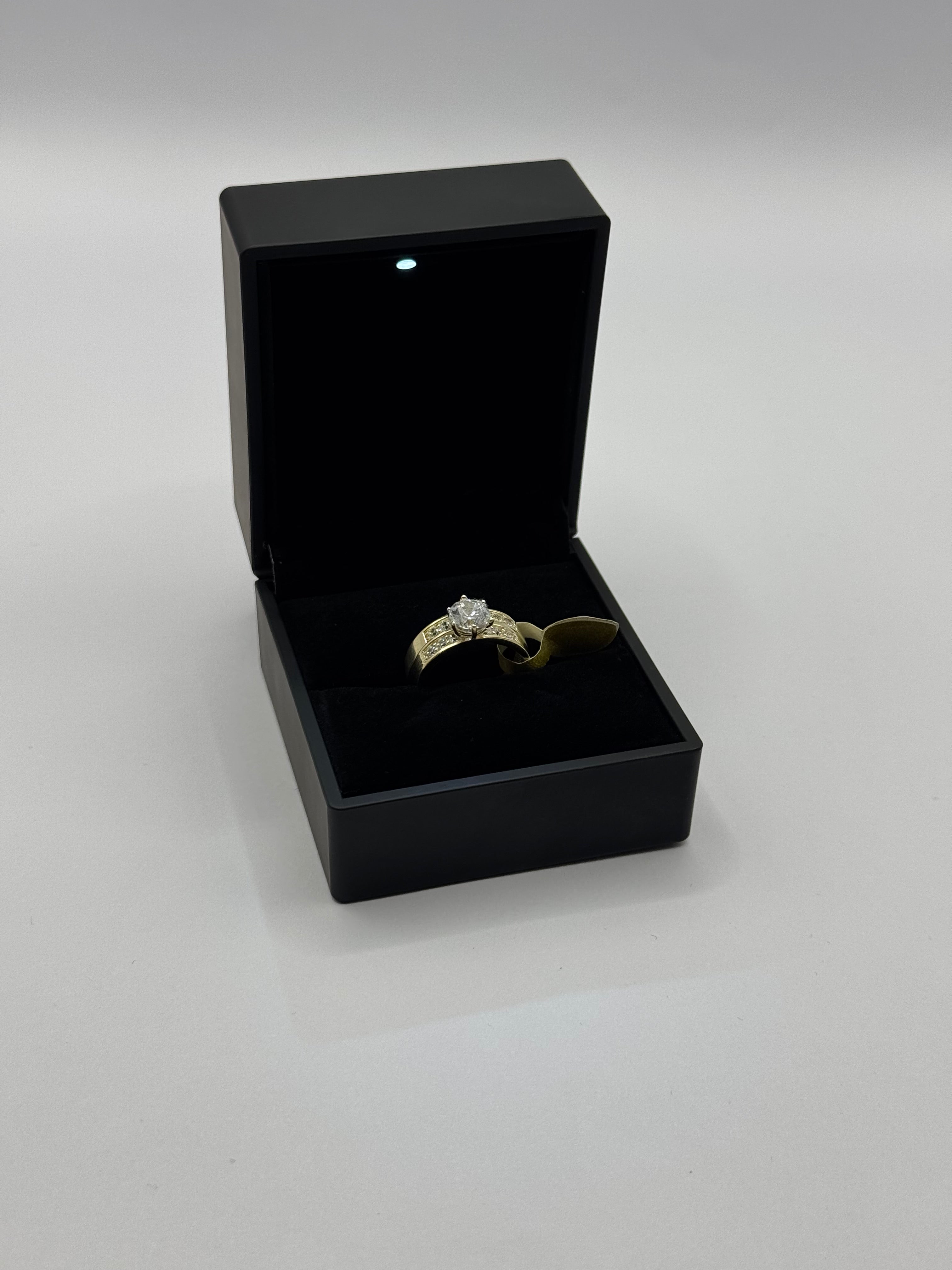 Anillo de compromiso