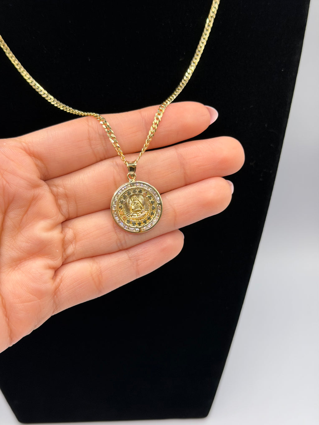Virgen Chain