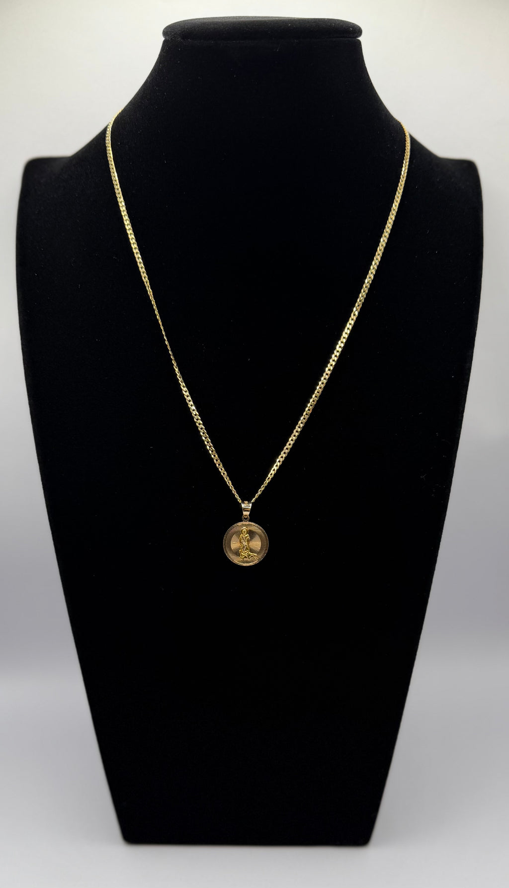 San Lazaro Chain