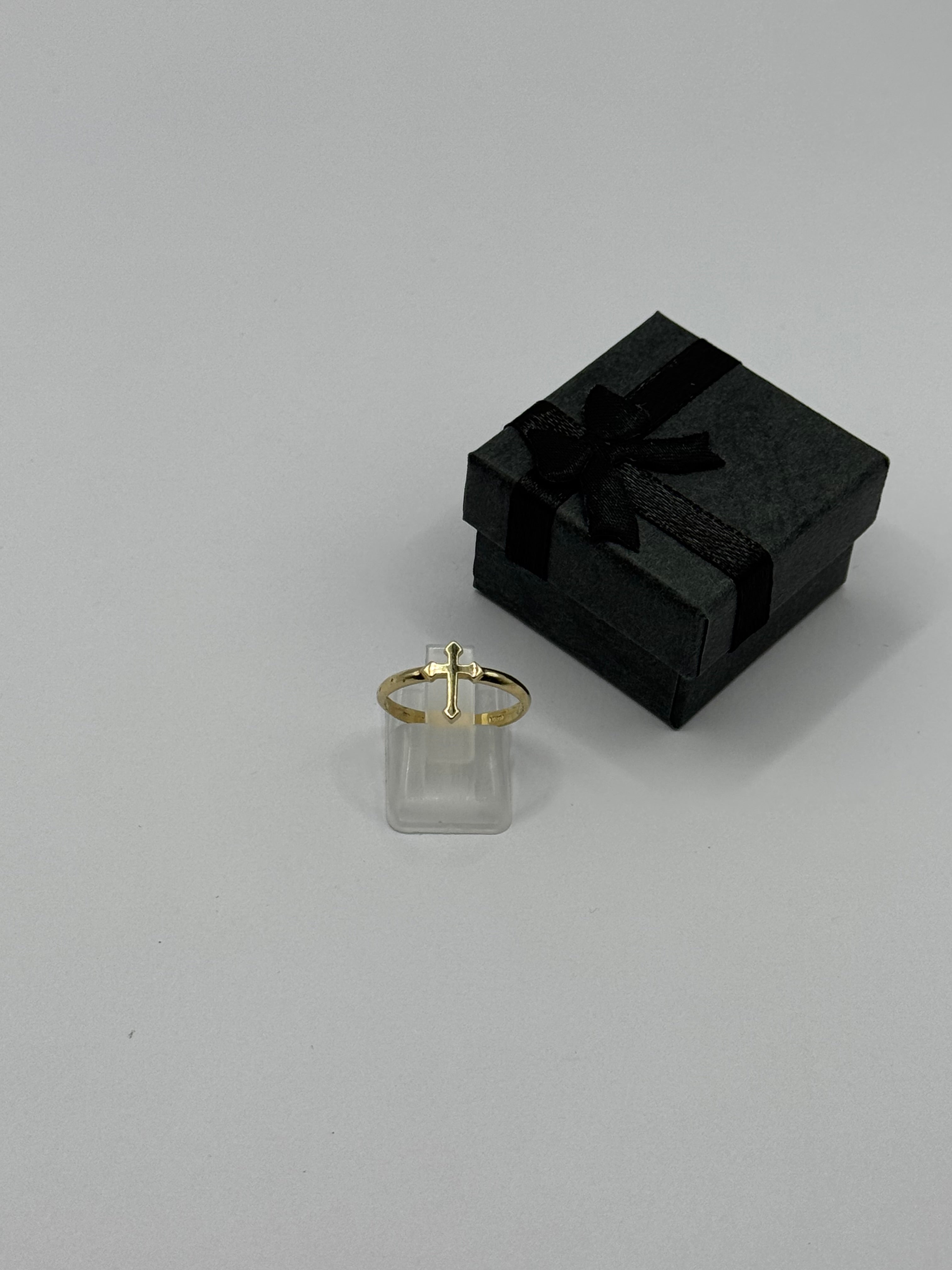Cross Ring