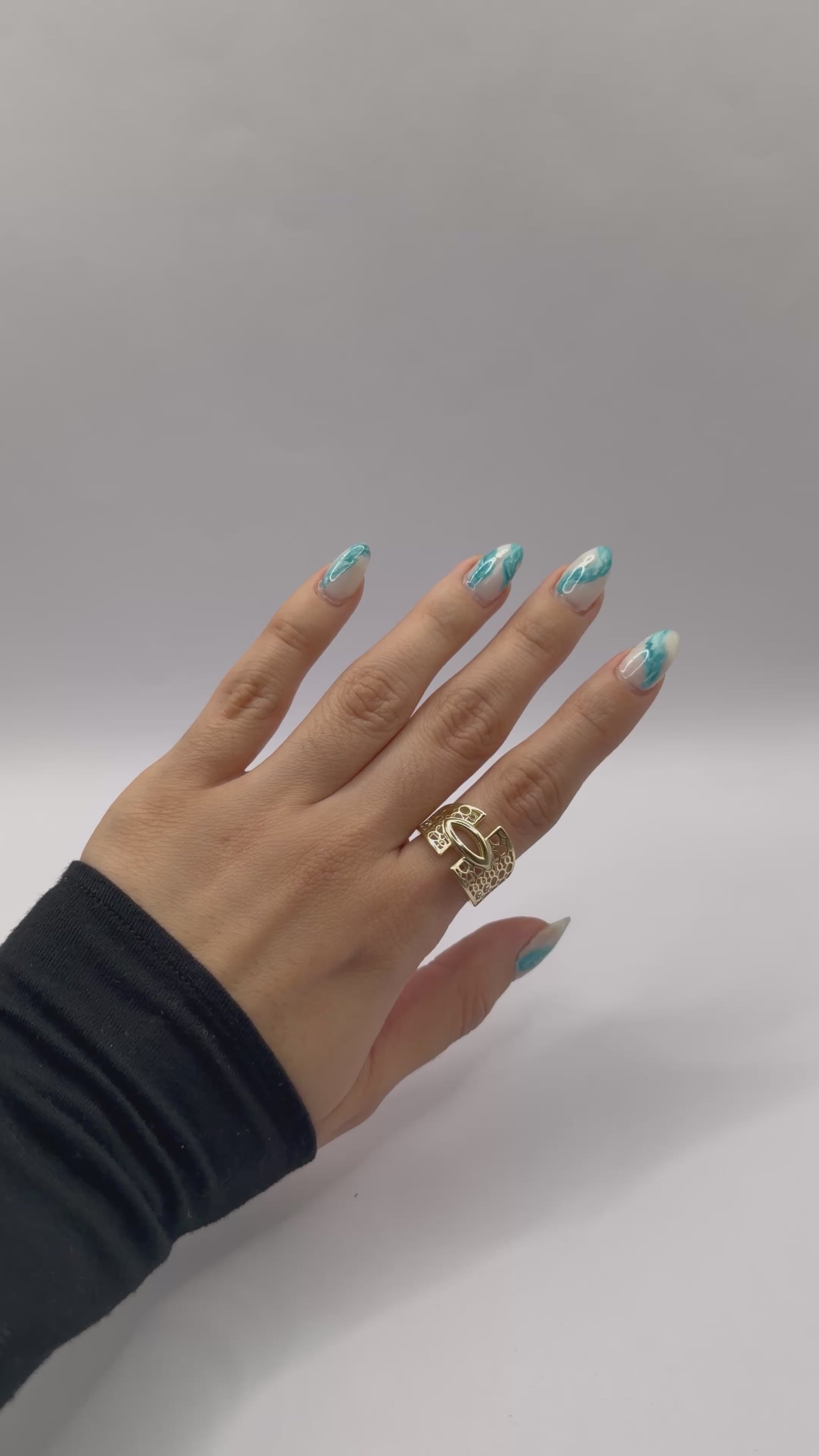 Openwork Geometric Design Ring