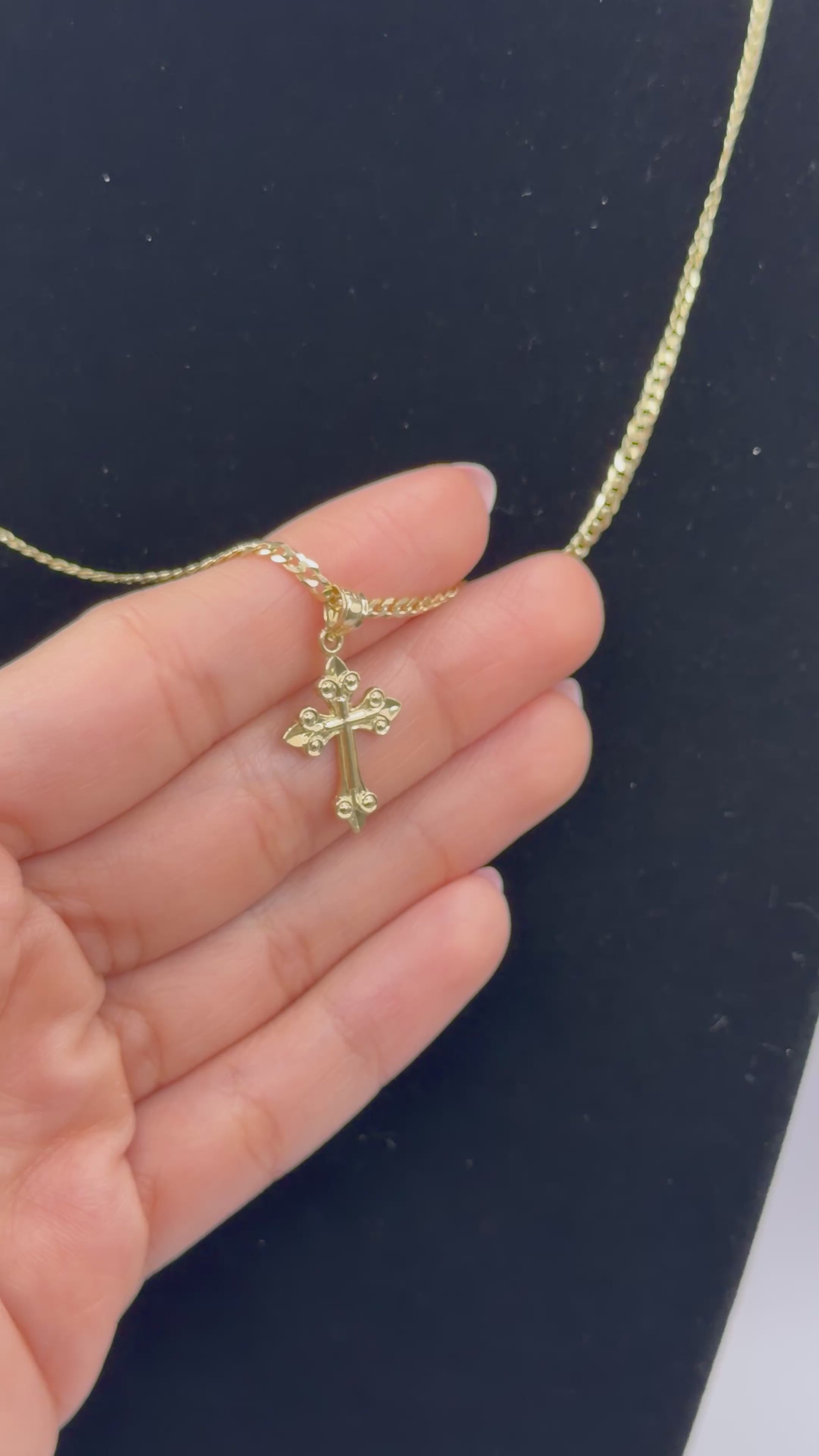 Cruz Chain
