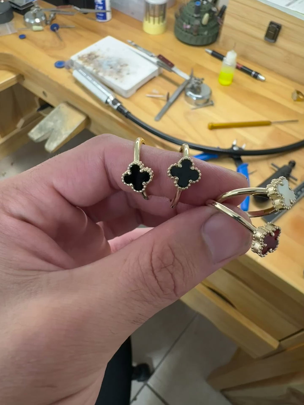 Clover Ring